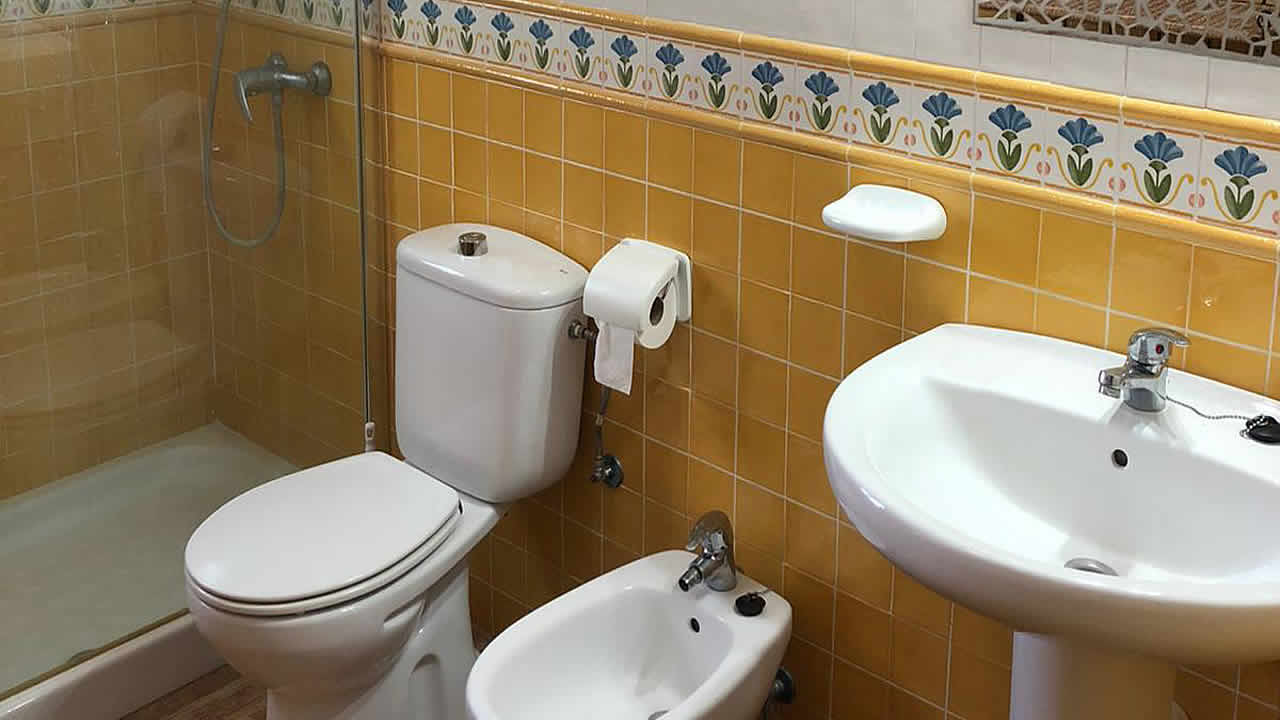 BaÃ±o con ducha